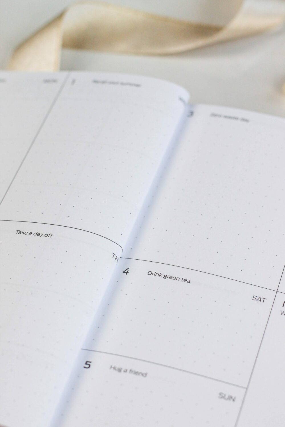 Планировщик Happy Calender 2026 на английском языке, на спирали - dream — изображение 16