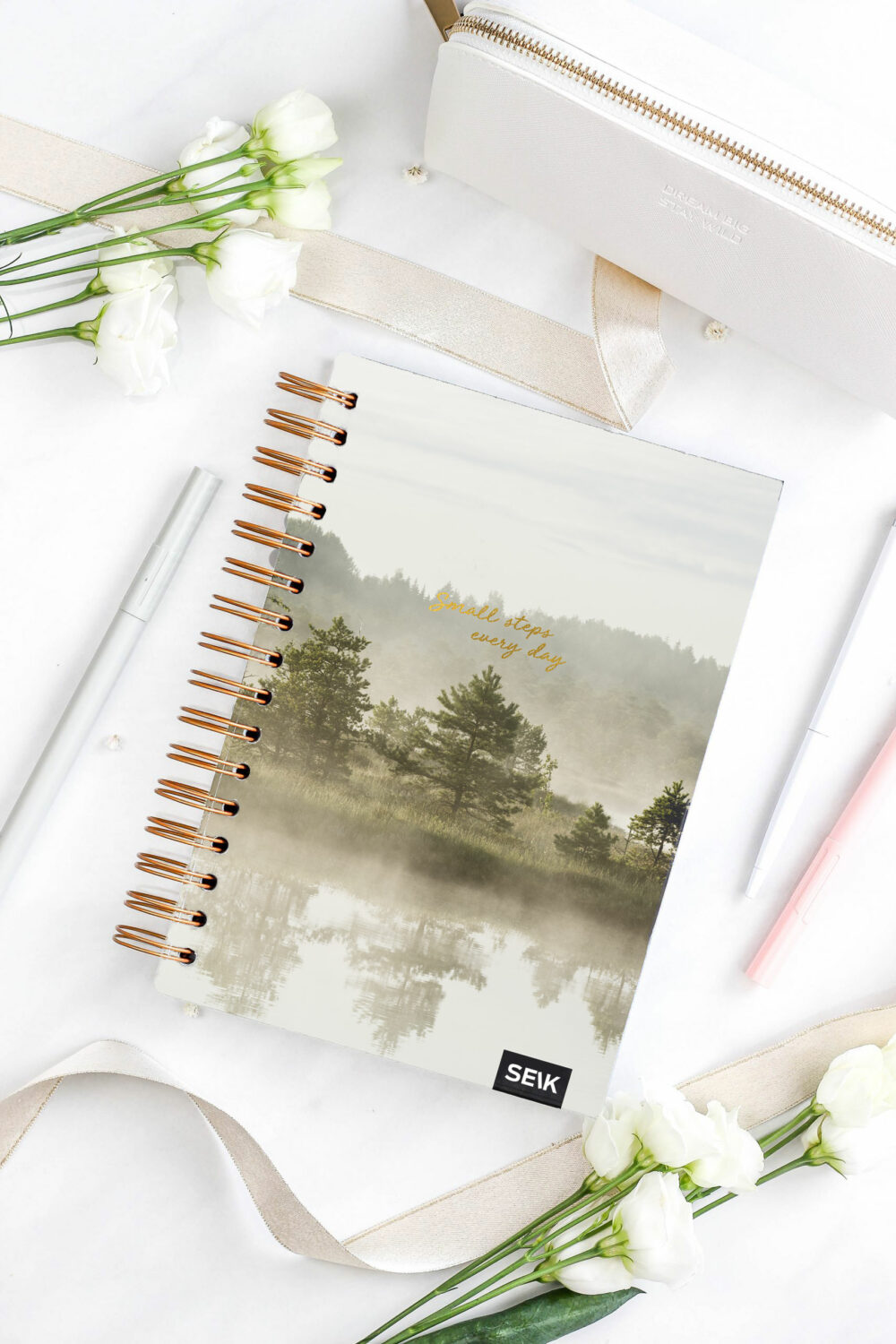 Планировщик Happy Calender 2026 на английском языке, на спирали - binding forest