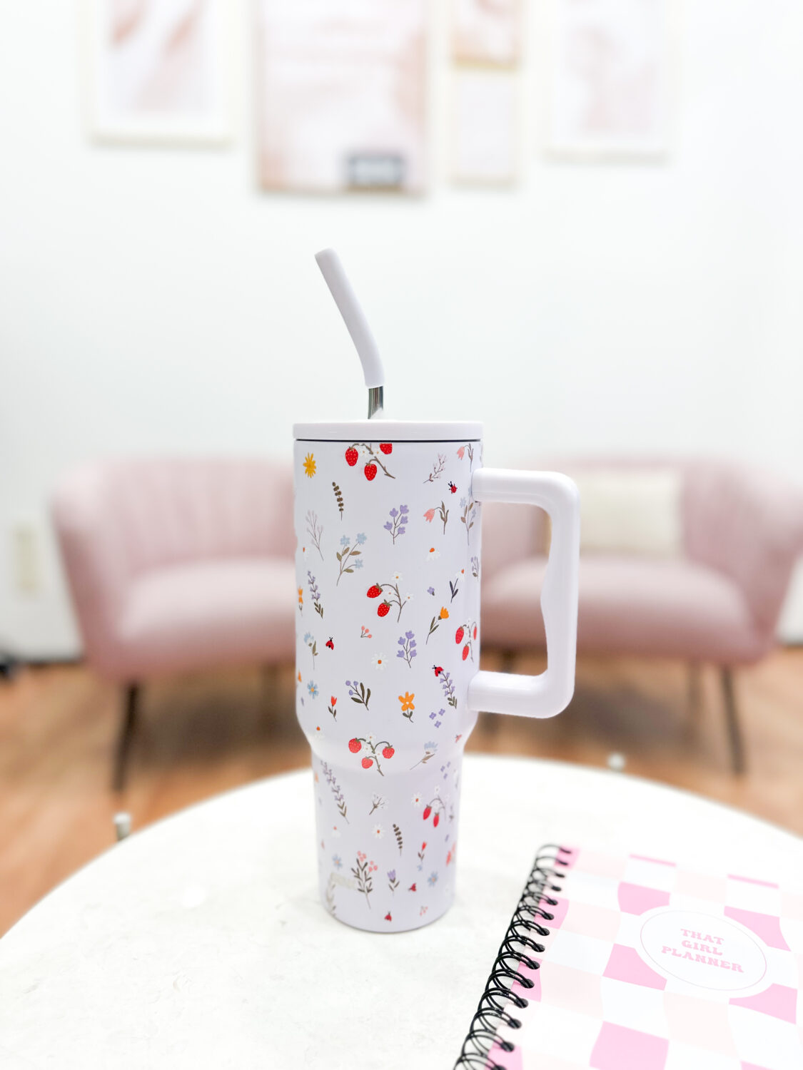 Термокружка Tumbler - клубника, 1200 мл