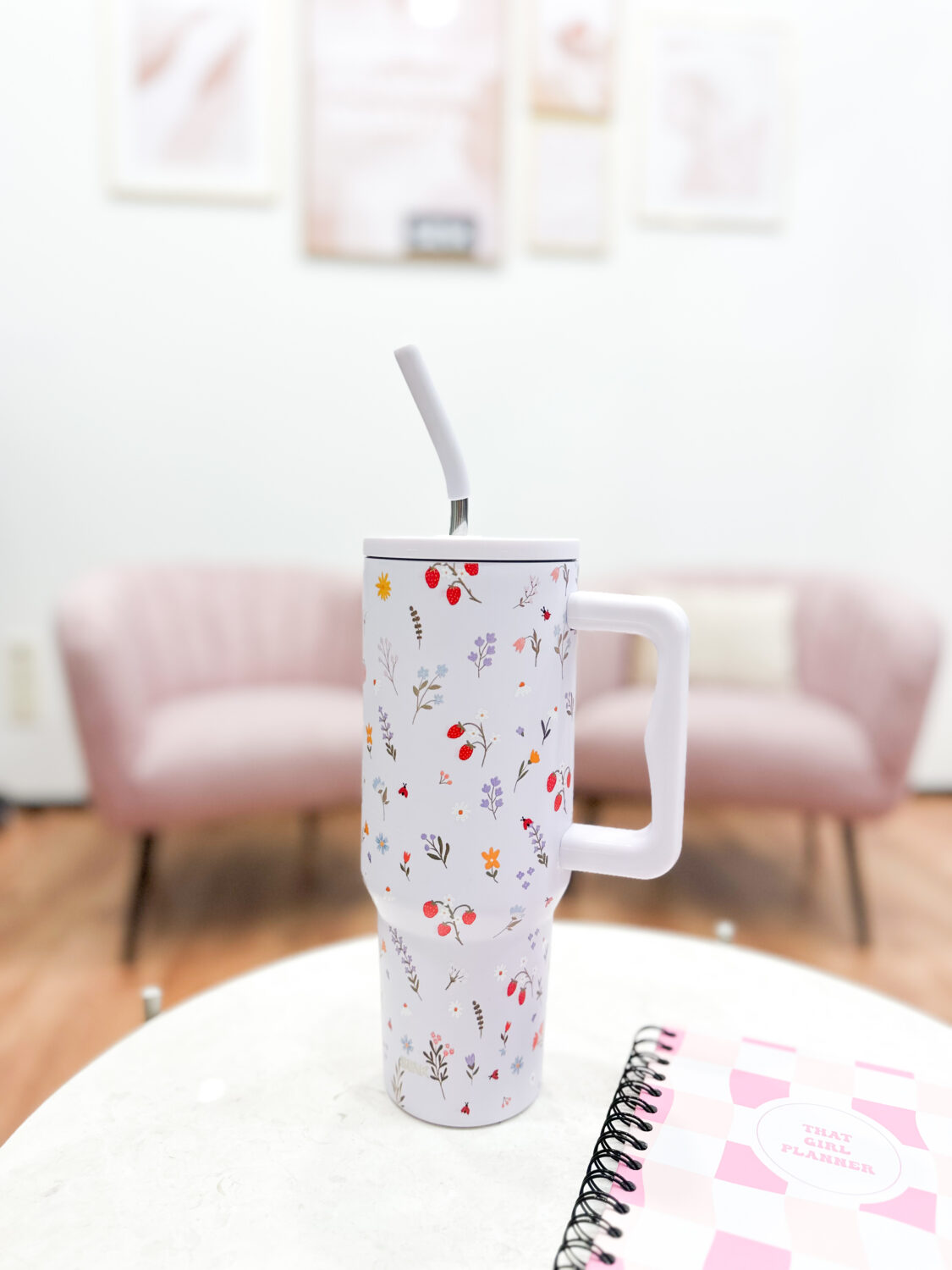 Термокружка Tumbler - клубника, 1200 мл — изображение 2